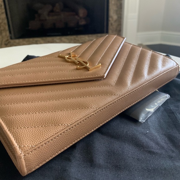 Saint Lauren Monogram Medium Wallet on Chain - Picture 4 of 13